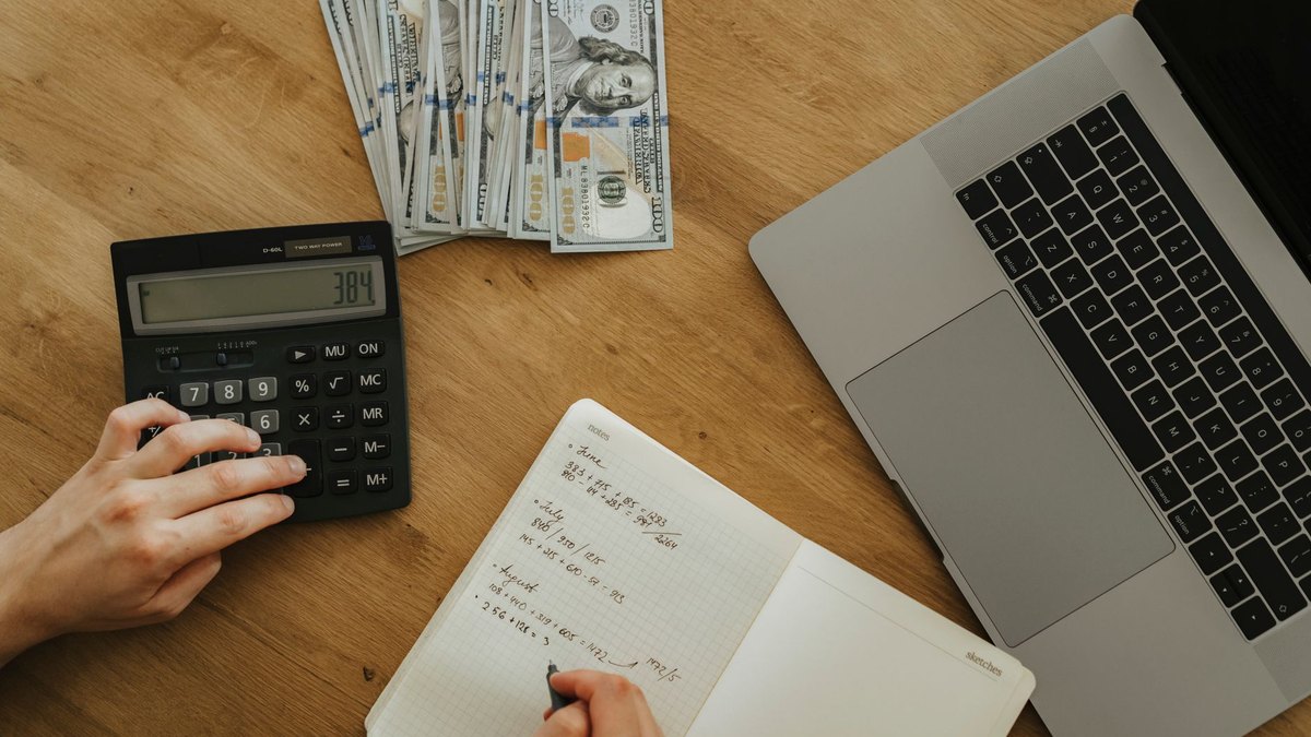 The 50/30/20 Rule: The Simplest Budget That Actually Works